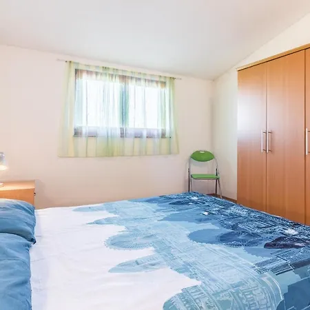 Cozy In With Wifi Apartment Vodnjan